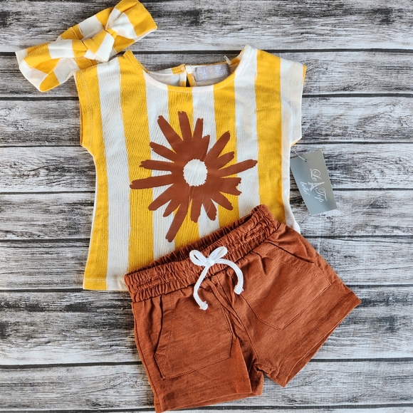 Le Top Matching Sets Nwt Le Top Bebe 2m Yellow And Brown Outfit